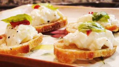 Burrata Cheese Crostini