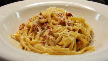 Fettucini Alfredo with Sundried Tomato Recipe