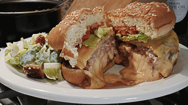 Minnesota Vikings Juicy Lucy Burger