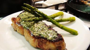 New  York Strip Steak With Blue Cheese Recipe