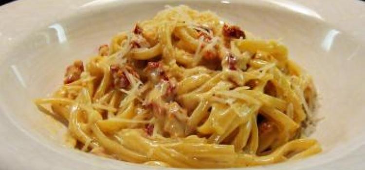 Fettucini Alfredo with Sundried Tomato Recipe