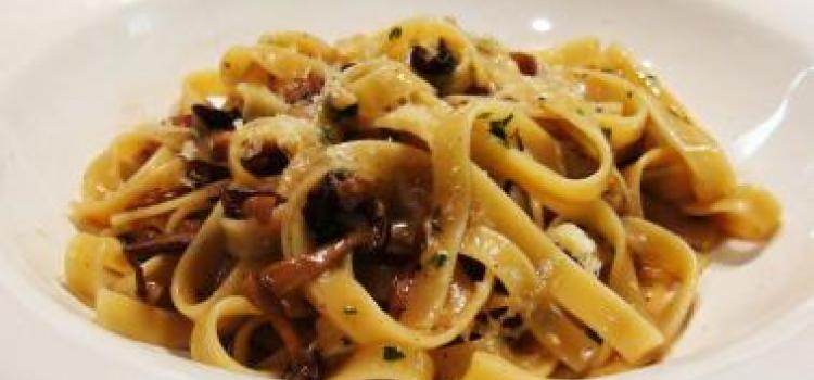 Fettucini with Mushroom Sugo Recipe