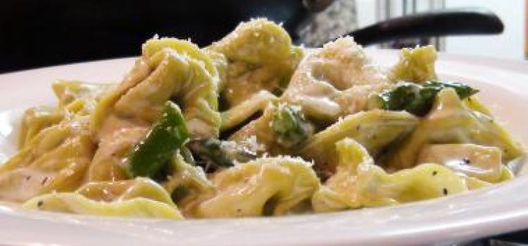 Tortellini Alfredo with Asparagus