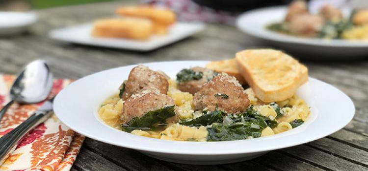 Review of Home Chef's Italian Wedding Soup with Pork Meatballs with Parmesan Ciabatta