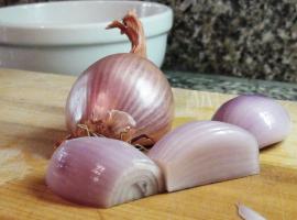 How to Peel a Shallot