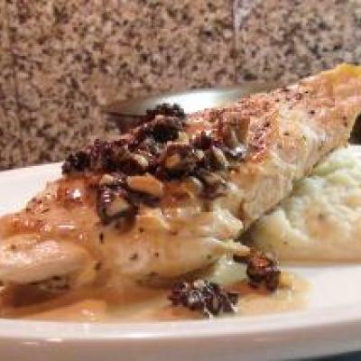 Chicken Breasts with Morel Mushroom Sauce