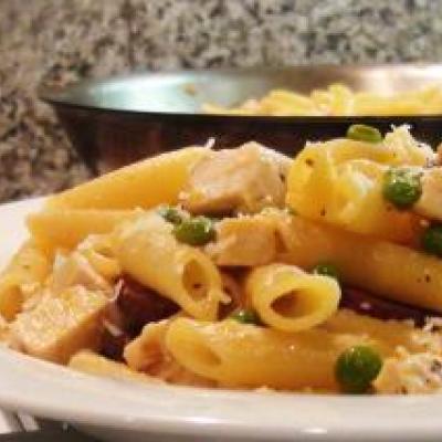 Chicken Penne with Chroizo and Peas Recipe