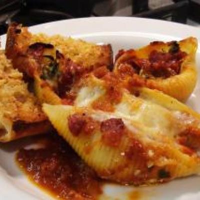 Stuffed Shells with Spinach & Cheese Recipe