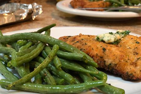Review of Home Chef's Chicken Kiev with Parsley-garlic Butter and Green Beans