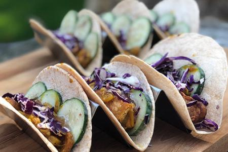 Review of Purple Carrot's Tempeh Tikka Masala Tacos with Yogurt Cucumbers and Mango Chutney