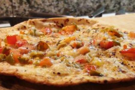 Mediterranean Flatbread Pizza